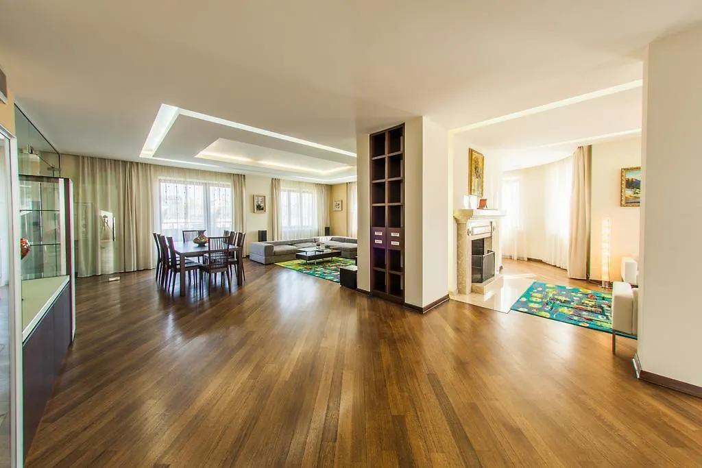 Zhilyanskaya 30А Apartments Kyiv Ukraine