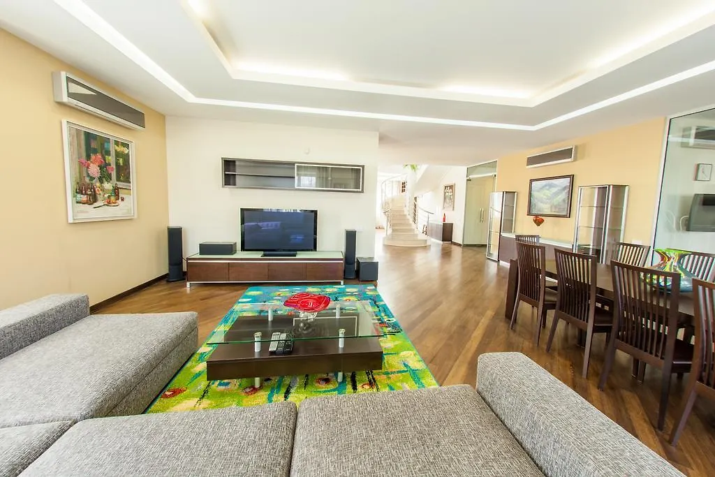 Zhilyanskaya 30А Apartments 키예프