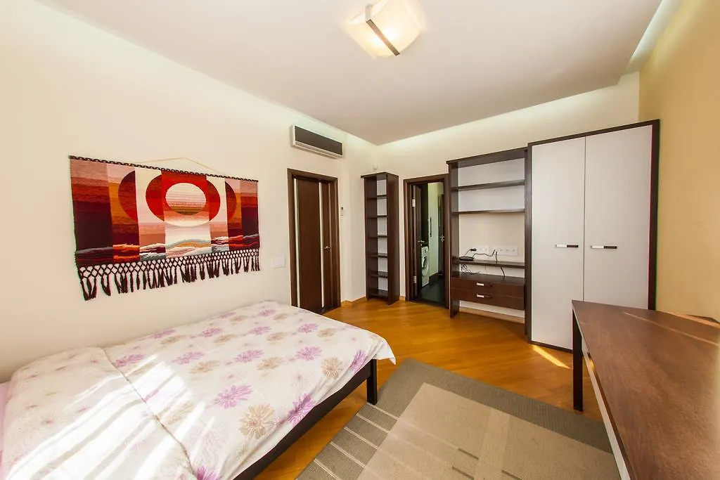 Zhilyanskaya 30А Apartments 키예프 0*,