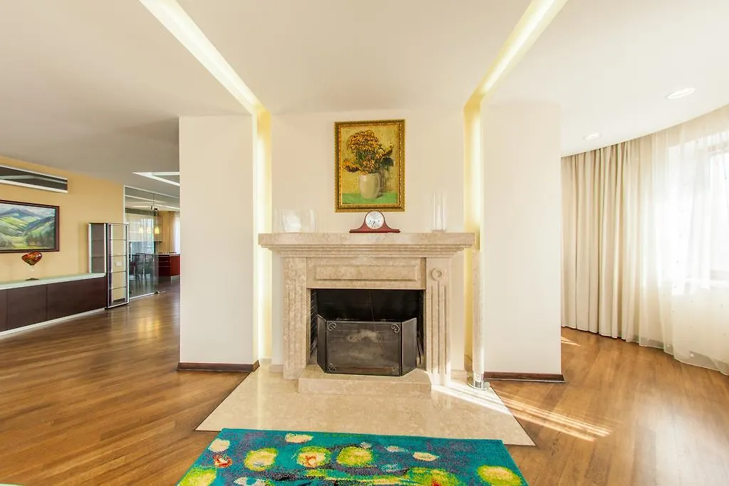 Zhilyanskaya 30А Apartments 키예프